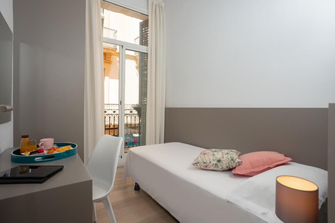 Antonios Hostal سيدجيس المظهر الخارجي الصورة