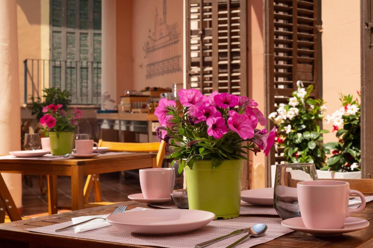 Antonios Hostal سيدجيس المظهر الخارجي الصورة